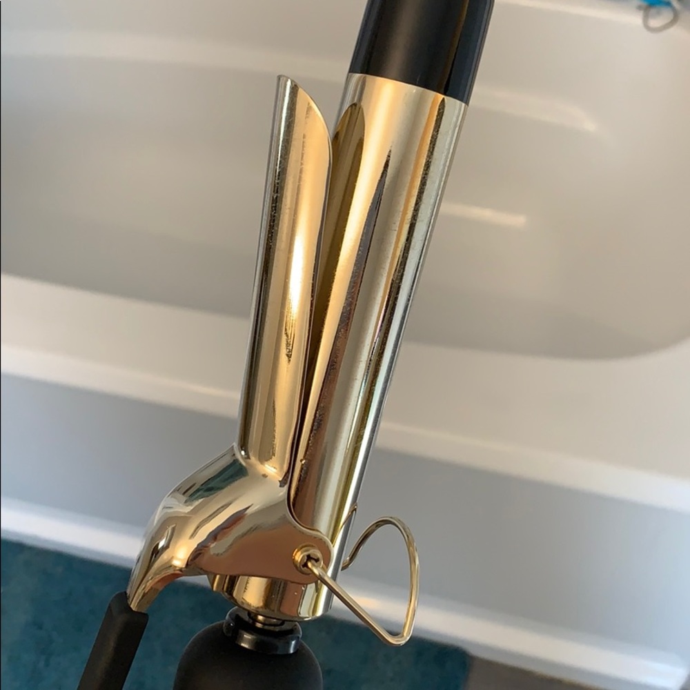 Hot Tools 1.25” 24K Gold Curling Iron